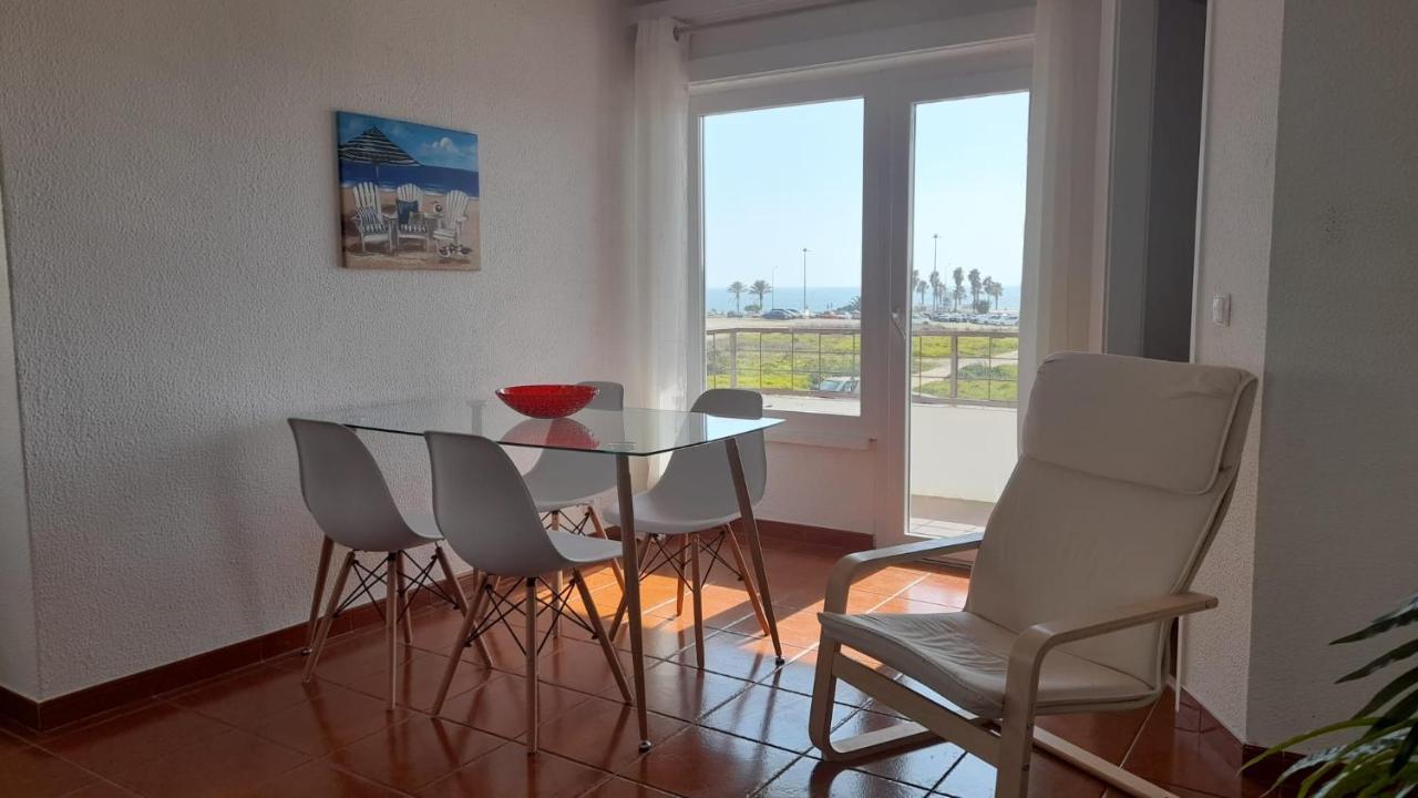 Carcavelos Surf Beach House Eksteriør billede
