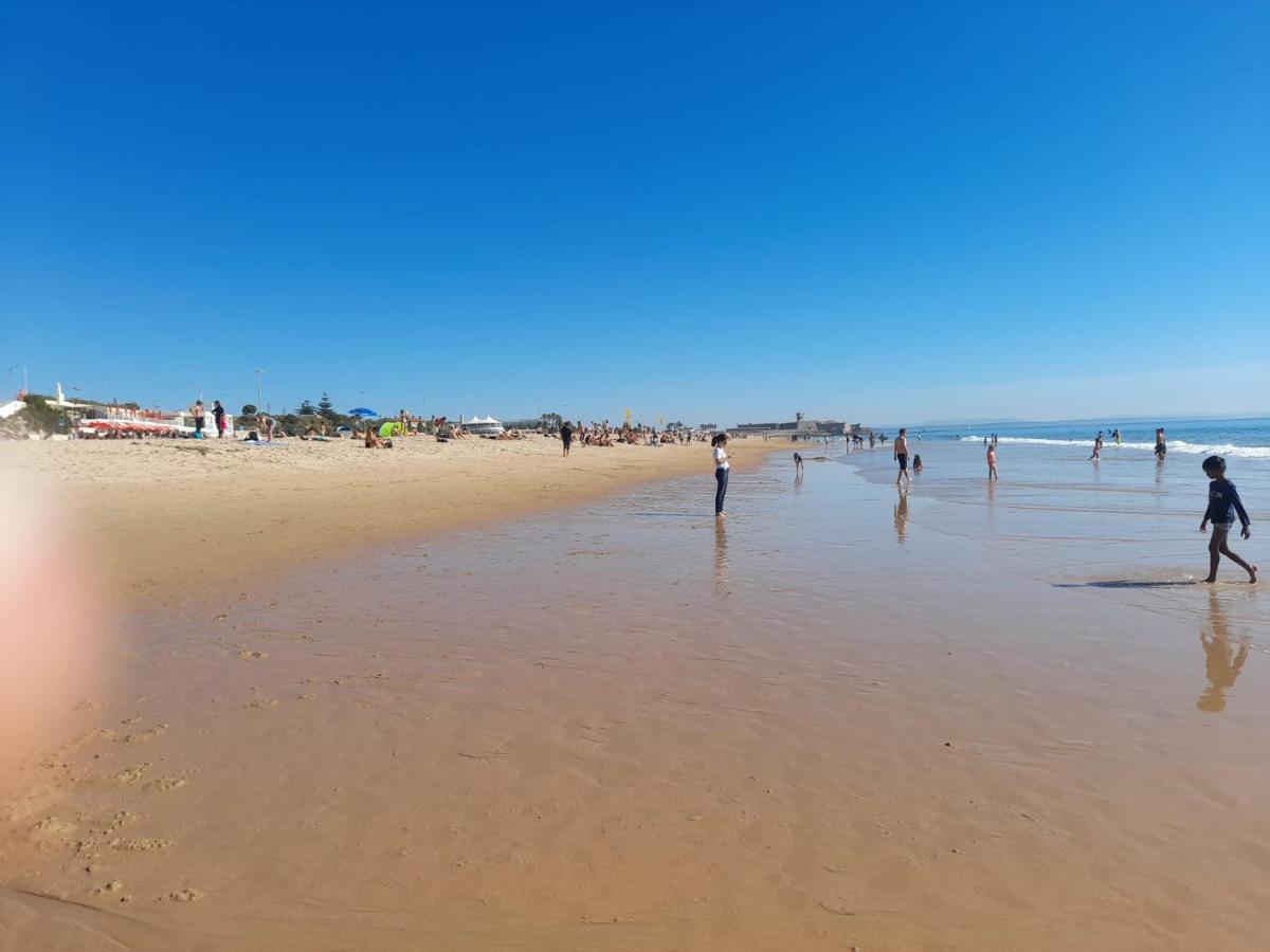 Carcavelos Surf Beach House Eksteriør billede